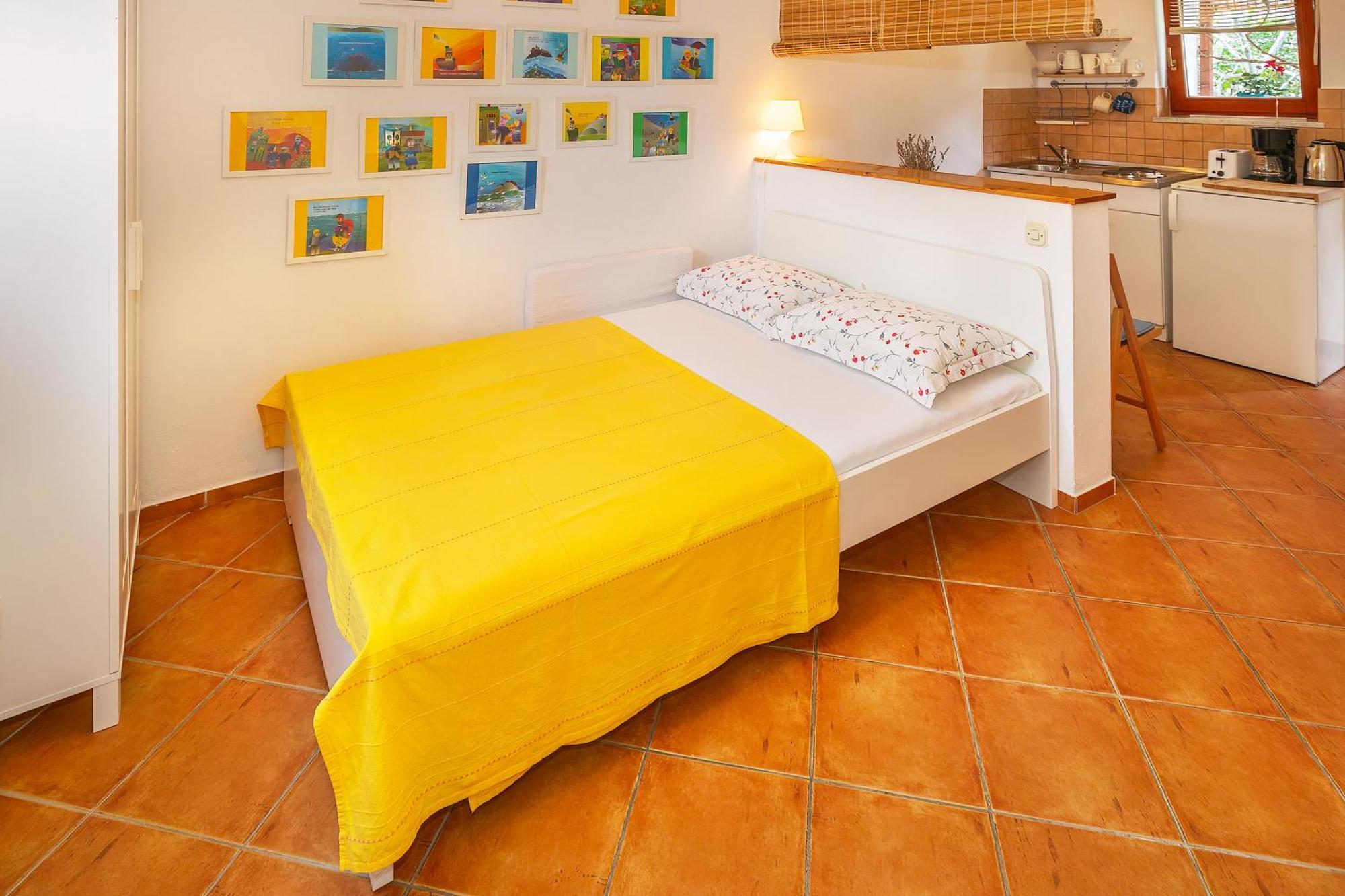 Apartments Edo With Terrace Baška Екстериор снимка
