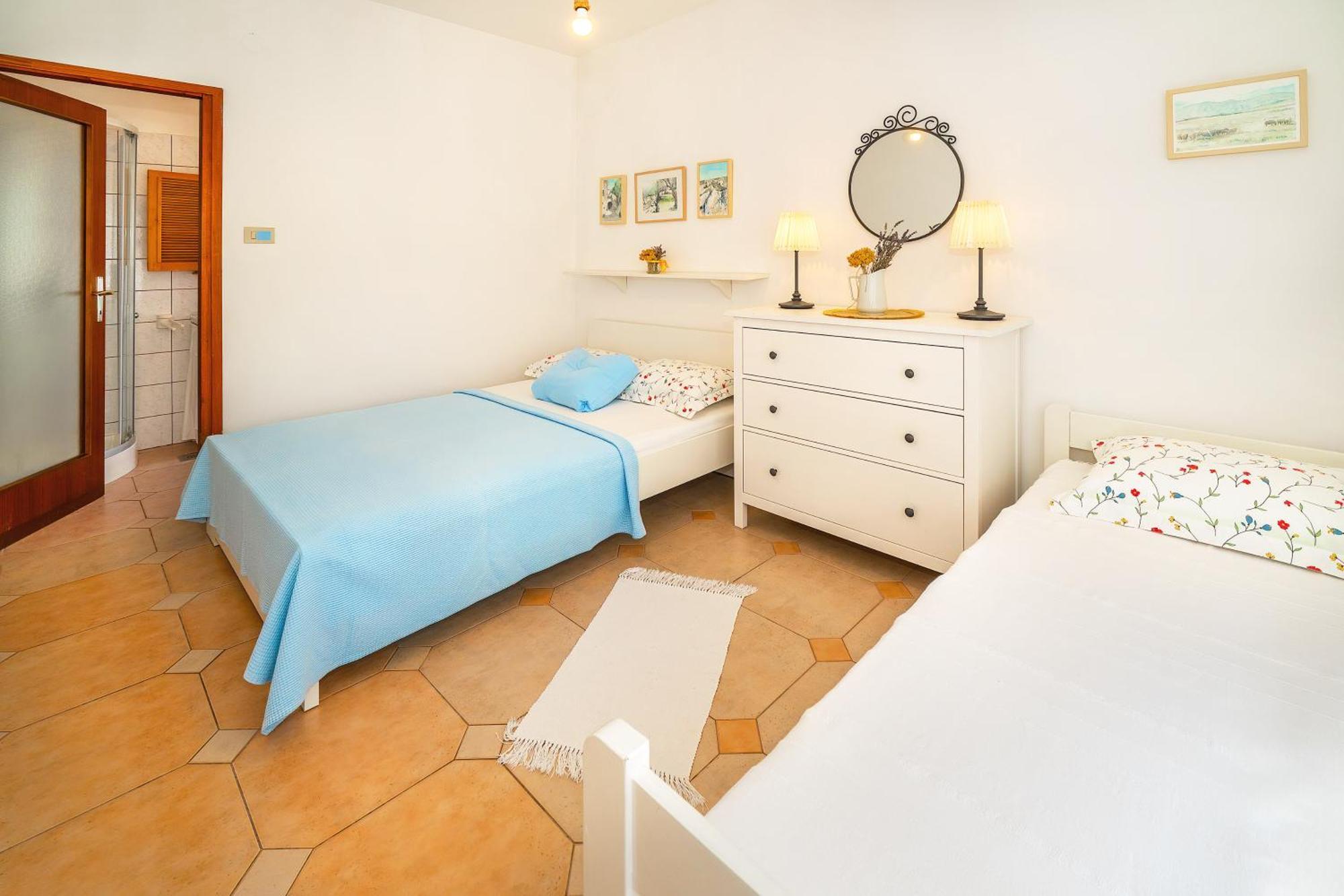 Apartments Edo With Terrace Baška Екстериор снимка
