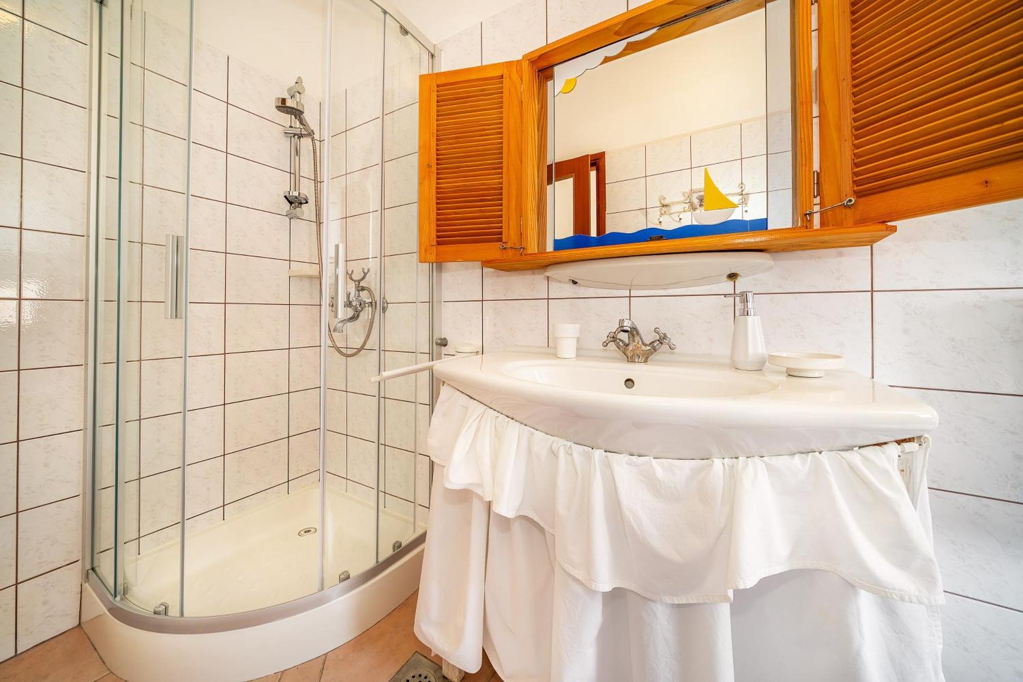 Apartments Edo With Terrace Baška Екстериор снимка